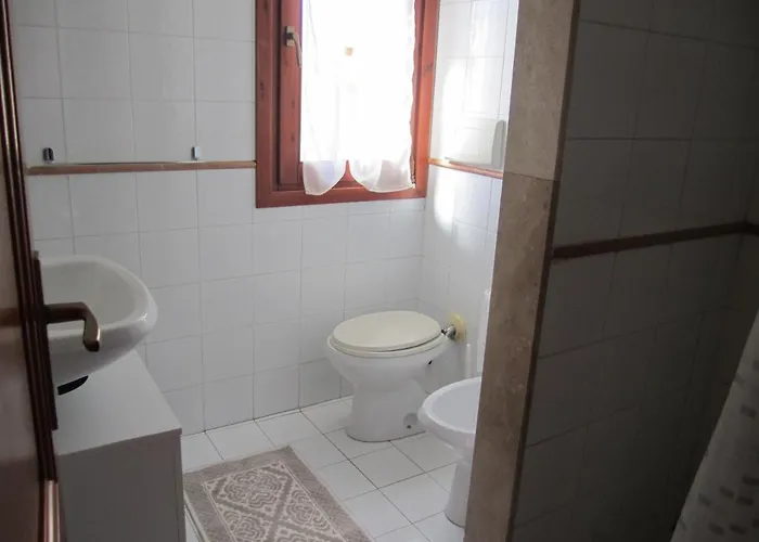 Casa Mirice In Con Piscina ,wifi,climatizzatore Vicino Al Mare 3* Aglientu
