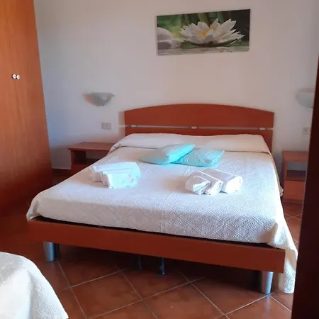 Casa Mirice In Con Piscina ,wifi,climatizzatore Vicino Al Mare 3*