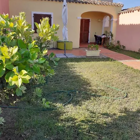 Casa Mirice In Con Piscina ,wifi,climatizzatore Vicino Al Mare Aglientu
