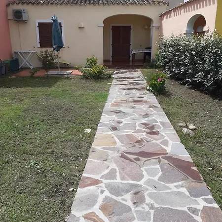 Casa Mirice In Con Piscina ,wifi,climatizzatore Vicino Al Mare Hotel apartamentowy Aglientu