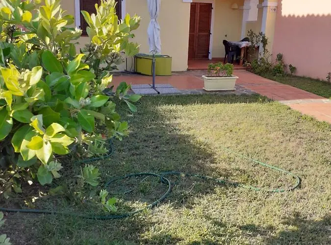Casa Mirice In Con Piscina ,wifi,climatizzatore Vicino Al Mare Aglientu
